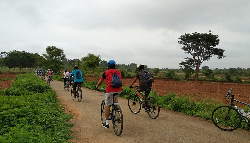 Bicycle riding Lake Kanakapura